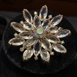 Vintage Elegant Silver Tone Floral Brooch W/Clear Rhinestones &Iridescent Stone